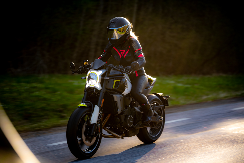 700CL-X sport